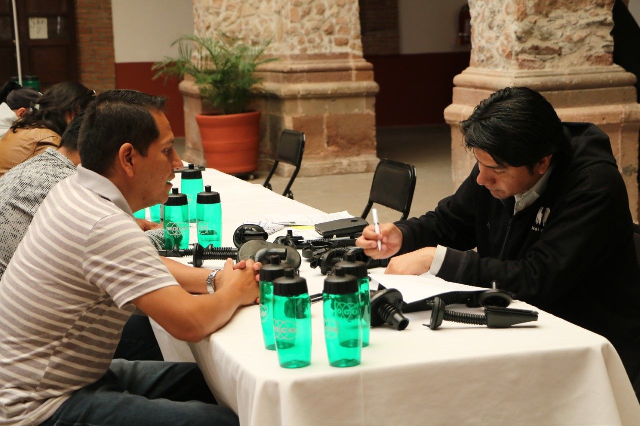 Ofertarán empresas 922 vacantes