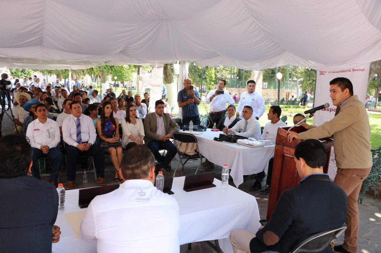 Asesora Procuraduría Social a más de 100 laguenses  de manera gratuita