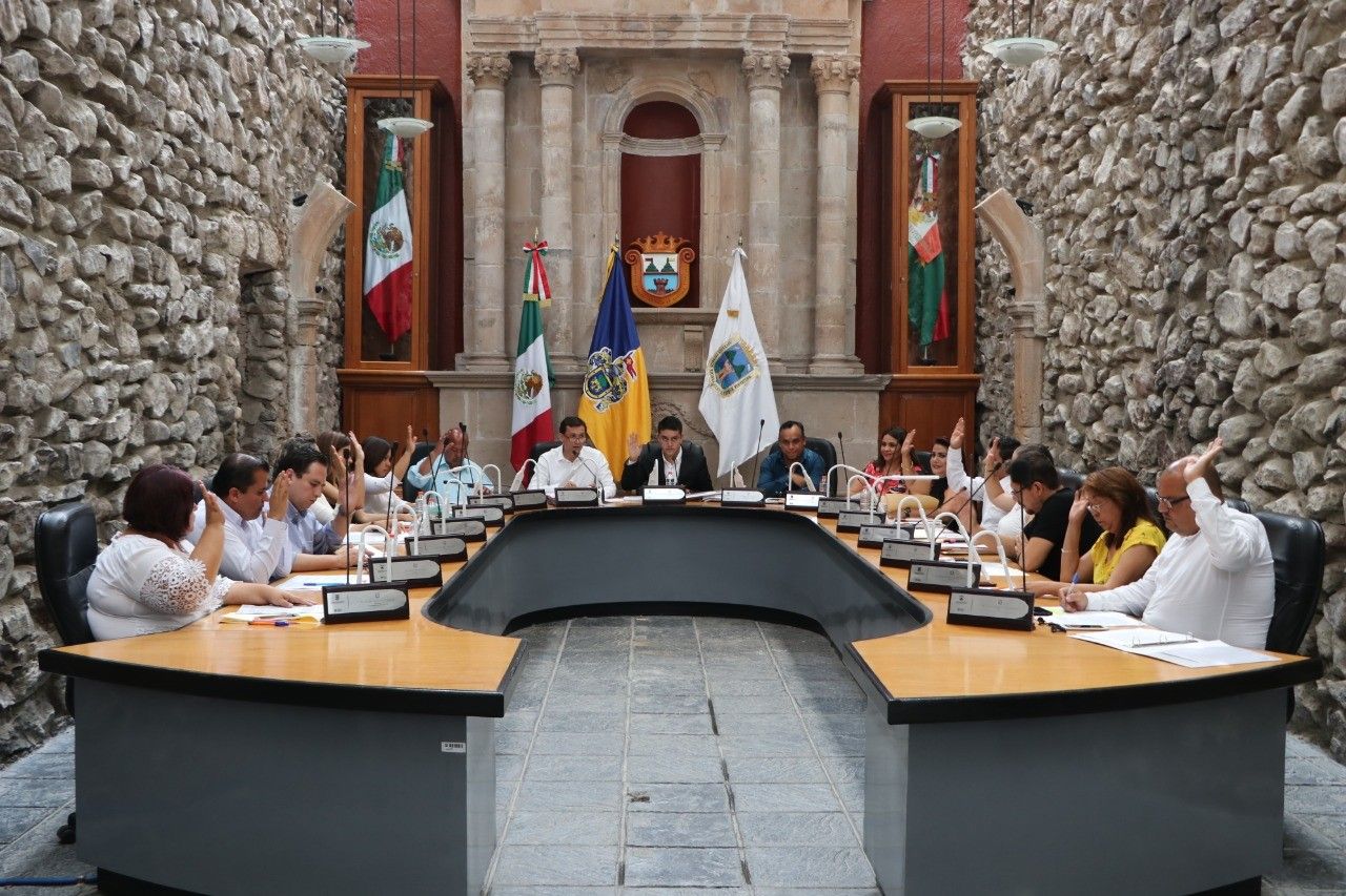 Autorizan regidores más de 8 millones para obras públicas
