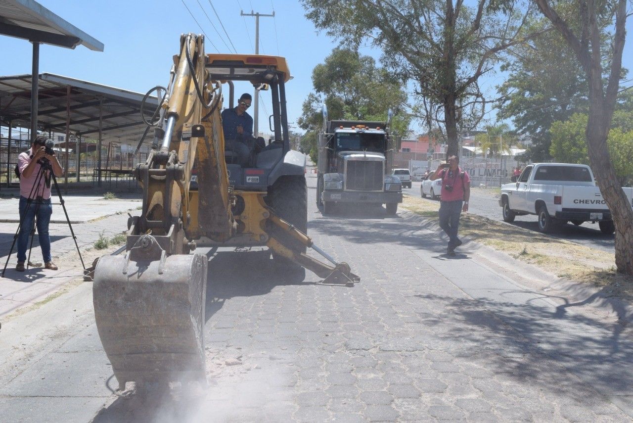 Autorizan 10 millones para obras públicas