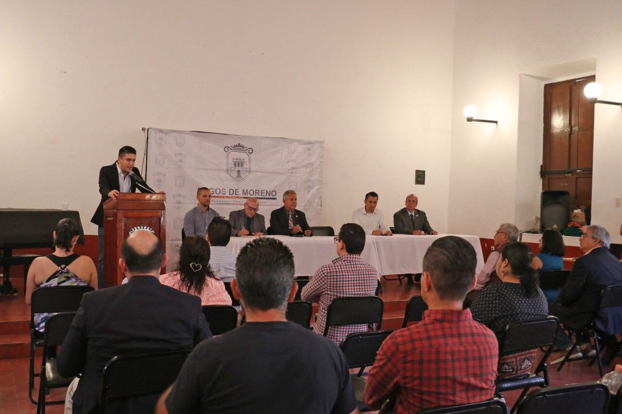 Inaugura Tecutli Gómez capacitación para profesionales laguenses