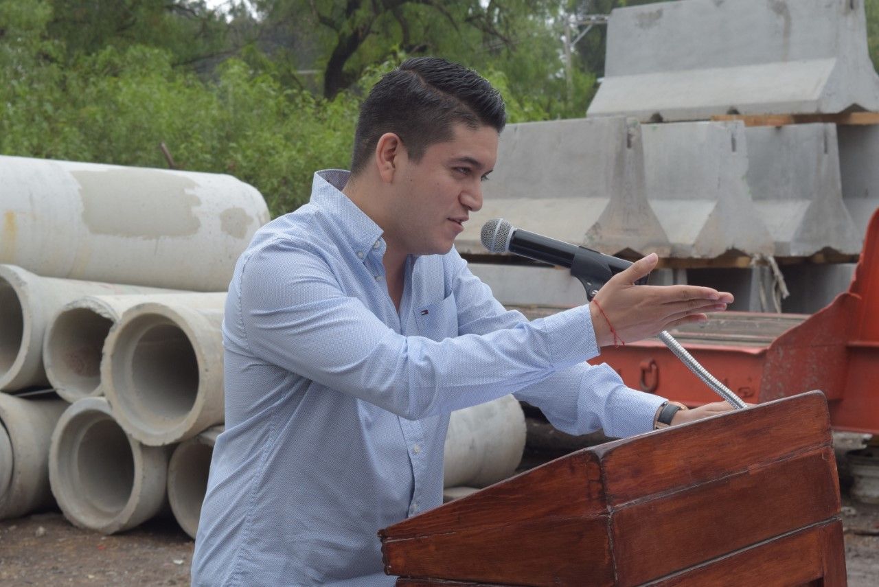 Anuncia Tecutli Gómez obras de reconstrucción para la zona rural