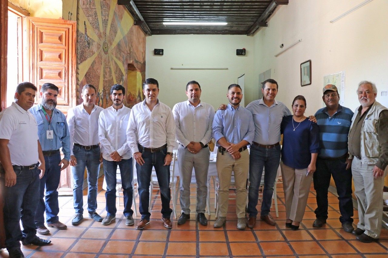 Alcaldes de la región participan en reunión de ordenamiento ecológico