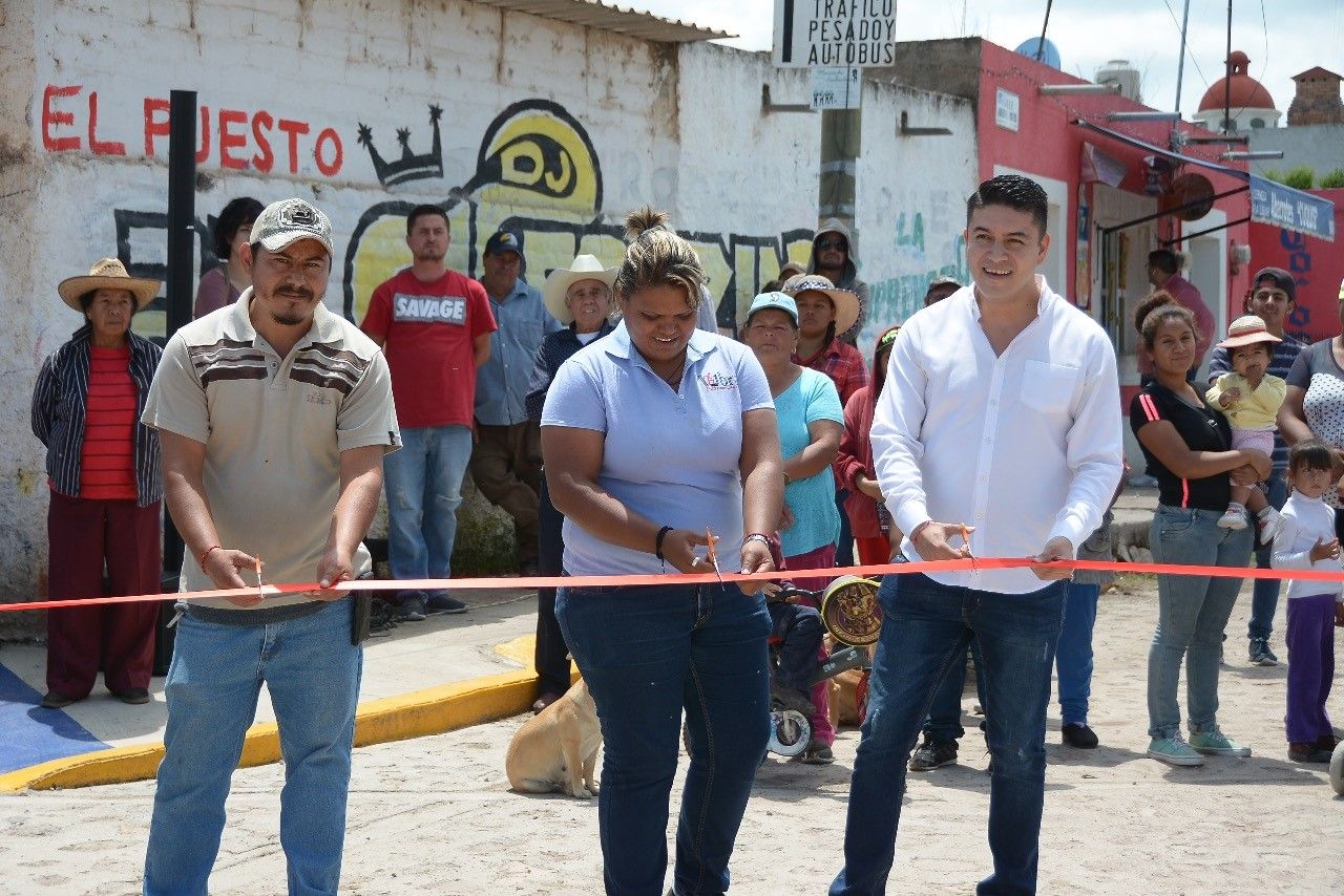 Inaugura Alcalde obra en Delegación de El Puesto
