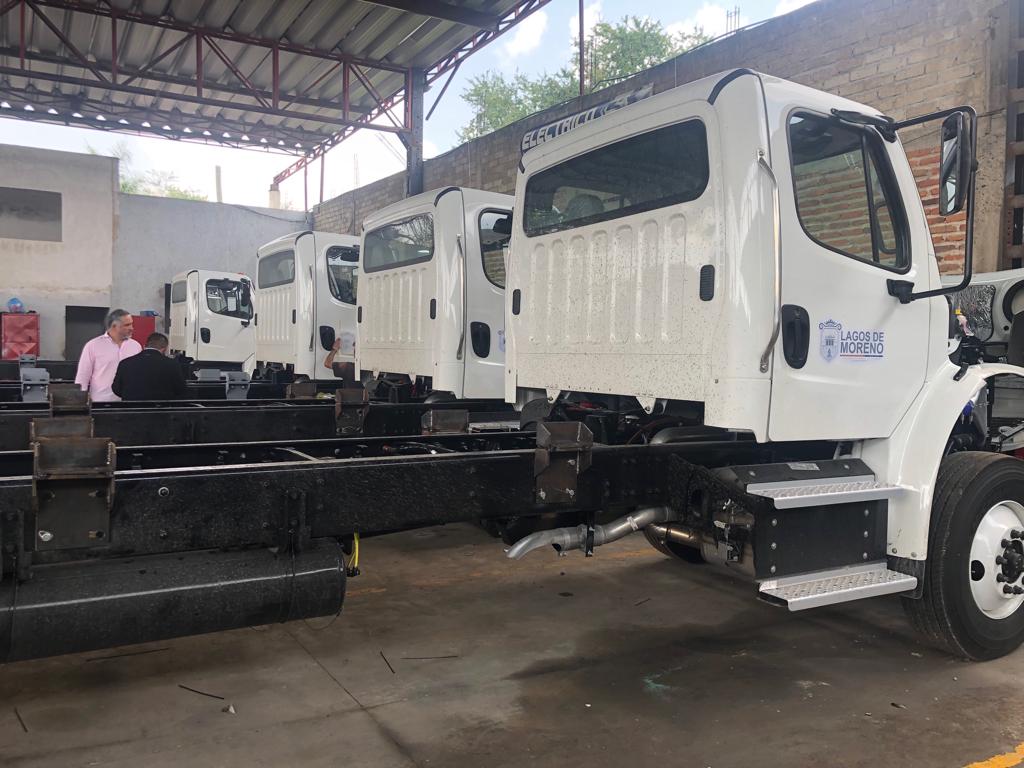 Renovarán flotilla de camiones recolectores de basura