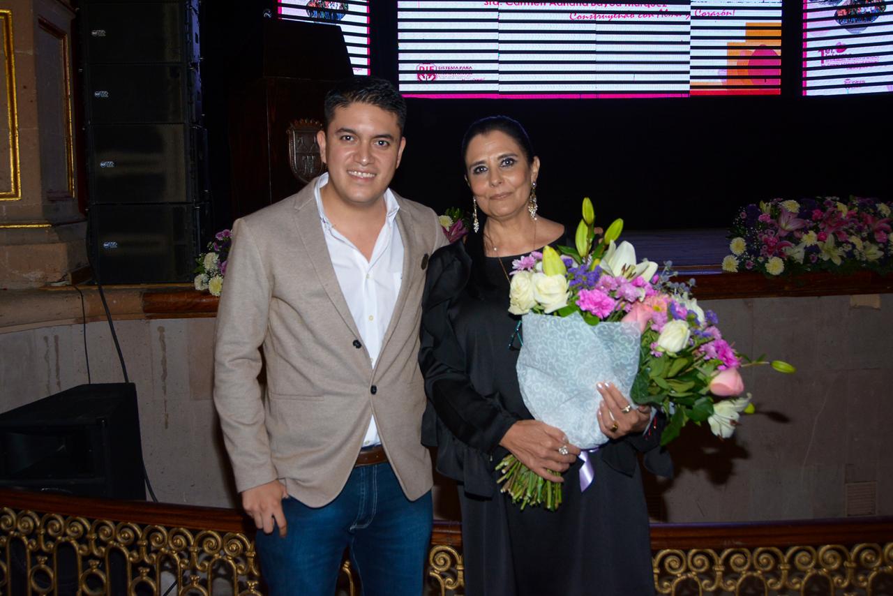 Presentan Primer Informe de Actividades del DIF Municipal
