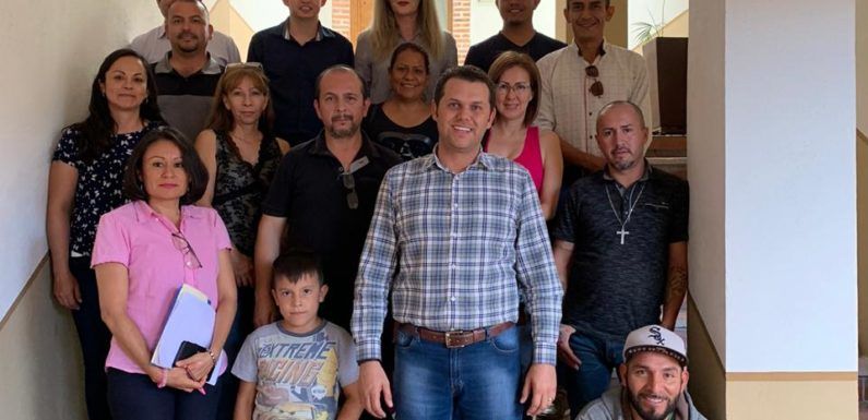 Conforman asociación protectora de animales en Encarnación de Díaz