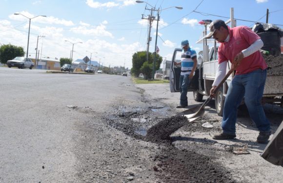 Intensifican acciones de bacheo en toda la ciudad