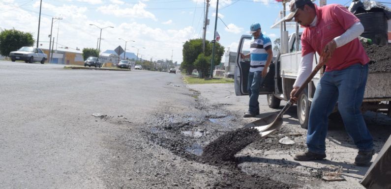 Intensifican acciones de bacheo en toda la ciudad