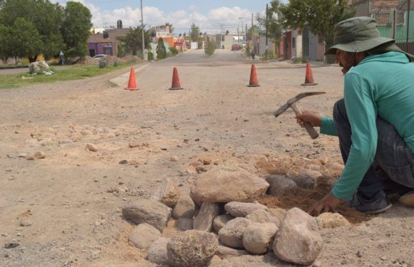Realiza Gobierno Municipal obras de bacheo en ruta de transporte público