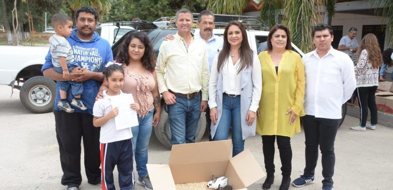 Realiza Desarrollo Rural la primera entrega del programa subsidio de conejos