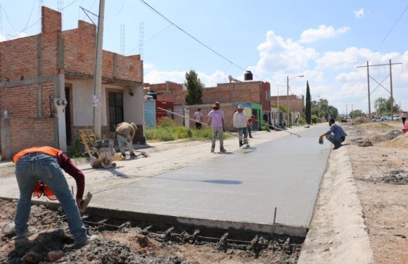 Se continúan cumpliendo metas, con la reconstrucción de la infraestructura del municipio: Tecutli Gómez