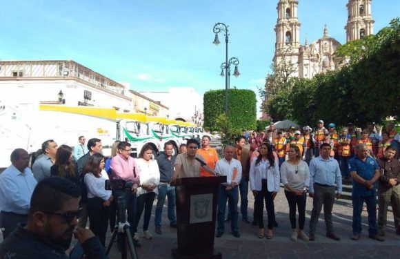 Ponen en operación 7 nuevos camiones recolectores de basura