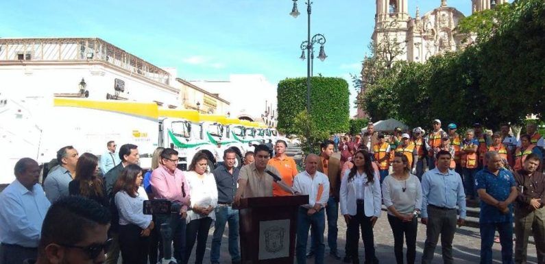 Ponen en operación 7 nuevos camiones recolectores de basura