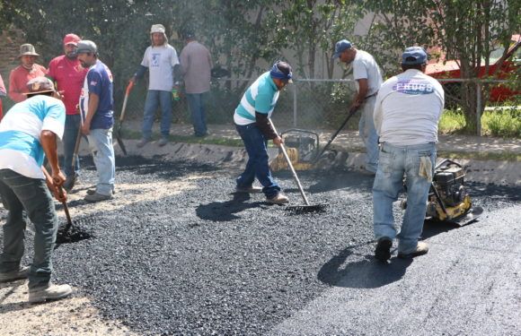 Continúan las acciones de bacheo por toda la ciudad