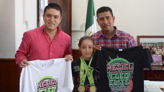 Mantiene Tecutli Gómez su compromiso de apoyar al deporte