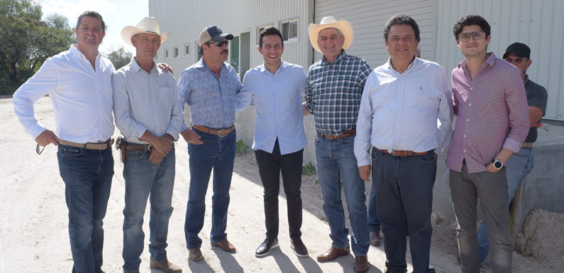 Presentan nuevo sistema de credencialización para productores de Liconsa
