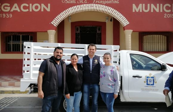 Benefician con vehículo a Delegación de Santa María Transpontina