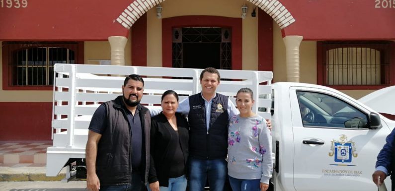 Benefician con vehículo a Delegación de Santa María Transpontina