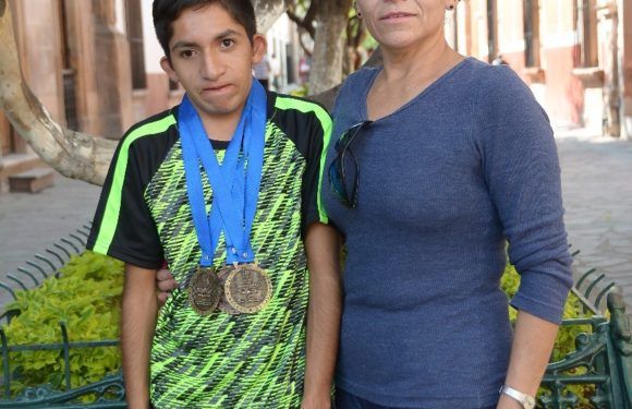 Gana Khaim Fernando Luevano Reyes medalla de oro en deporte adaptado