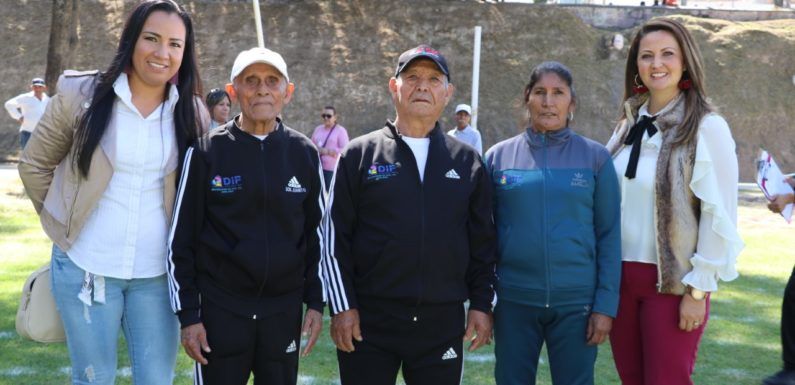 Participan grupos de la tercera edad en jornada  deportiva