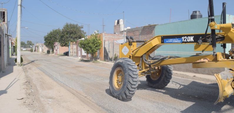 Rehabilitan calle Valle de Atemajac en las Huertitas