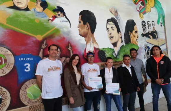 Develan nuevo mural en la Unidad Deportiva Zarco Pedroza