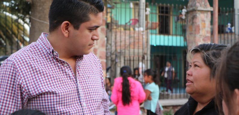 Recorre Tecutli Gómez las comunidades  de la zona rural para reafirmar su compromiso con la gente