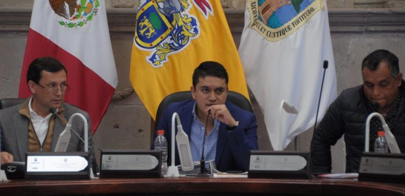Aprueban regidores la reconstrucción de Av. Democracia