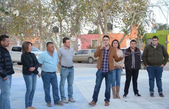 Supervisa Alcalde construcción del multideportivo en Paseos del Sol