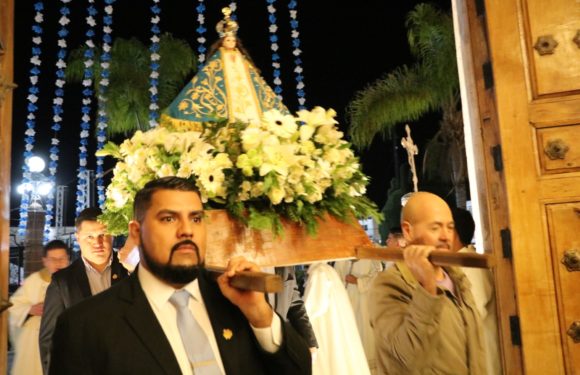 Encabezan funcionarios públicos peregrinación a la Virgen de la Encarnación