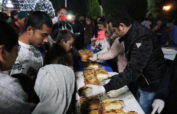 Disfrutan encarnacionenses de emotivo festival de Día de Reyes