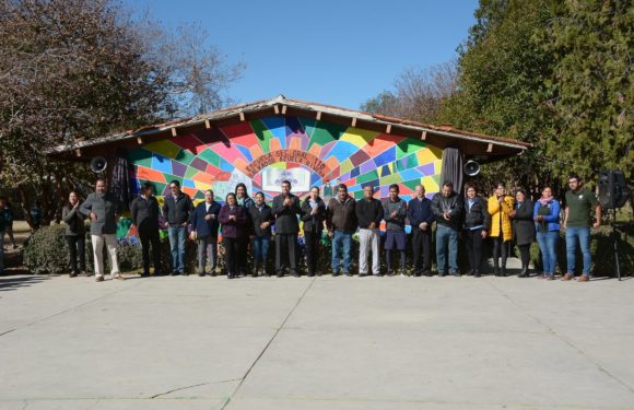 Develan nuevo mural del programa «Arte Público»