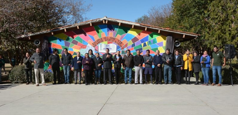 Develan nuevo mural del programa «Arte Público»