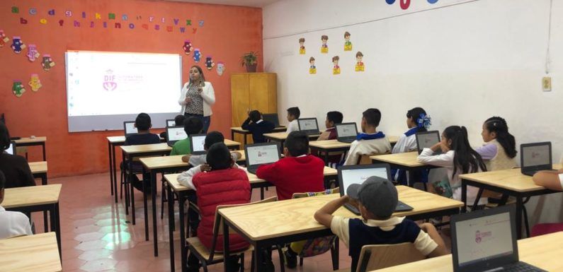 Inauguran Aula Virtual en DIF de Nicolás Bravo