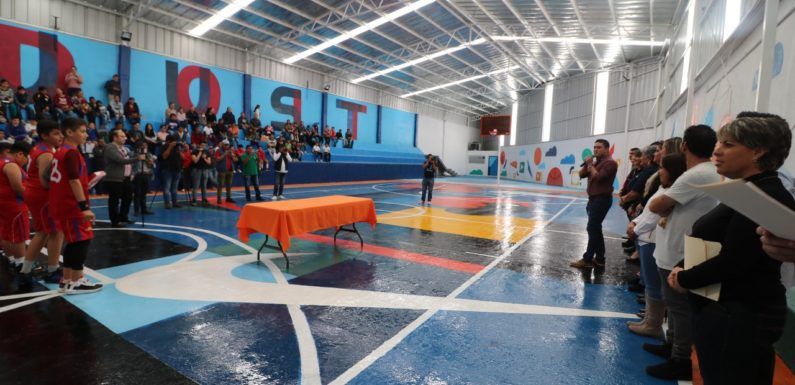 Renuevan espacio deportivo en DIF Nicolás Bravo