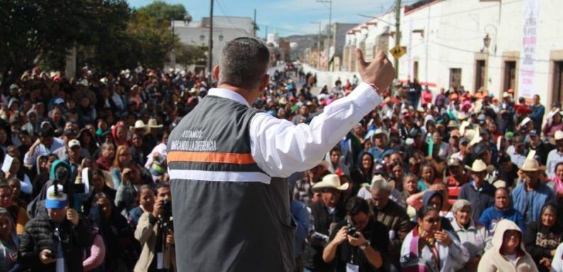 Entrega Marco Jasso apoyos a 2 mil 500 familias ojuelenses