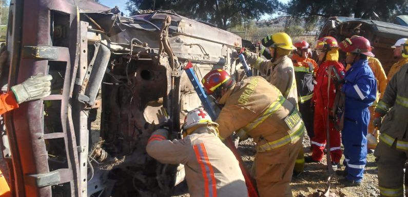 Recibe Protección Civil capacitación en rescate vehícular
