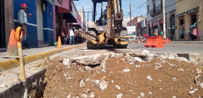Rehabilitan parada de camiones en 31 de Marzo
