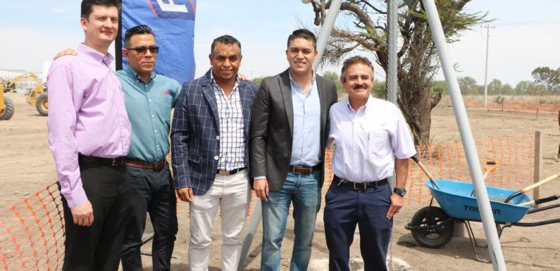 Coloca Alcalde primera piedra de un centro regional de distribución de alimentos