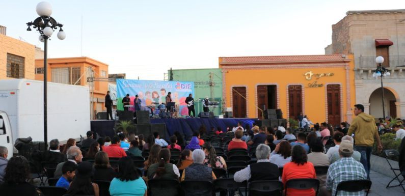 Celebra DIF Encarnación Día de la Familia