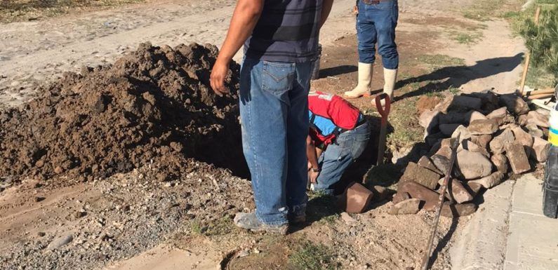 Reparan desperfecto en red de agua potable que abastece Lomas del Valle y Villas del Sol