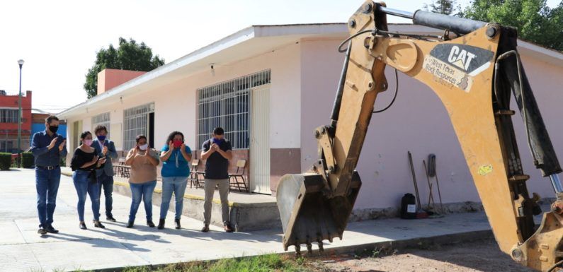 Arranca construcción de domo en la Escuela José Ma. Chávez Alonso