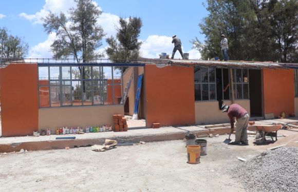 Renuevan salones de la escuela primaria Francisco Javier Mina