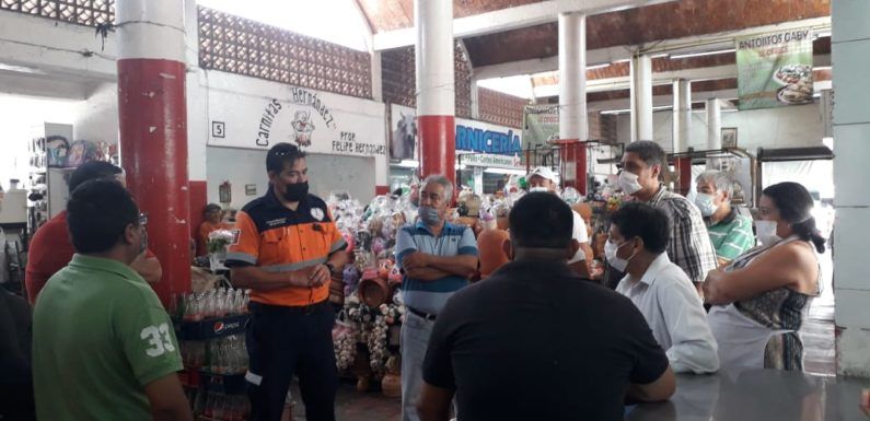 Aumentan medidas sanitarias en mercados municipales ante Covid-19