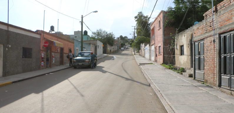 Rehabilitan calle Mercedes Zúñiga en La Aurora