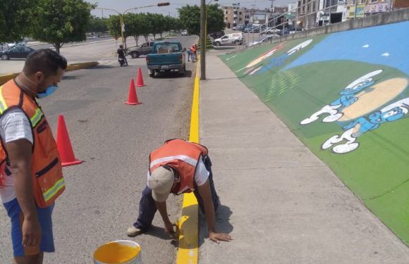 Realizan balizamiento y mejora del entorno urbano en el bulevar Orozco y Jiménez