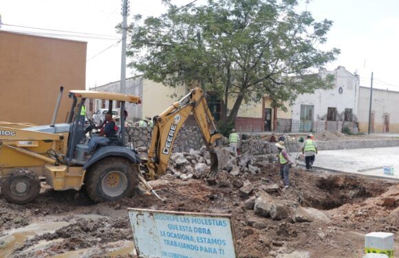 Aventajan la construcción del puente en Bajío de San José