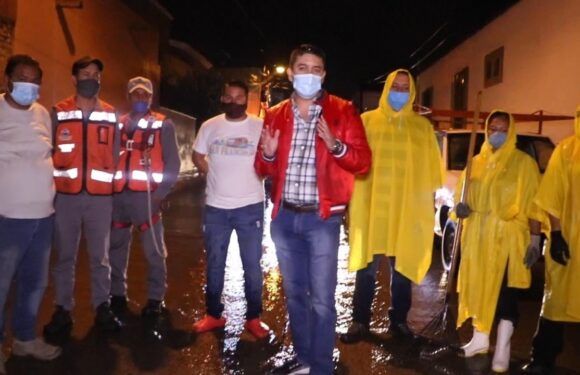 Encabeza el Alcalde Tecutli Gómez recorridos de ayuda y supervisión en zonas afectadas por lluvias