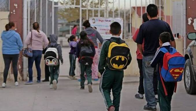 Regreso a clases iniciará el 24 de agosto a distancia: SEP